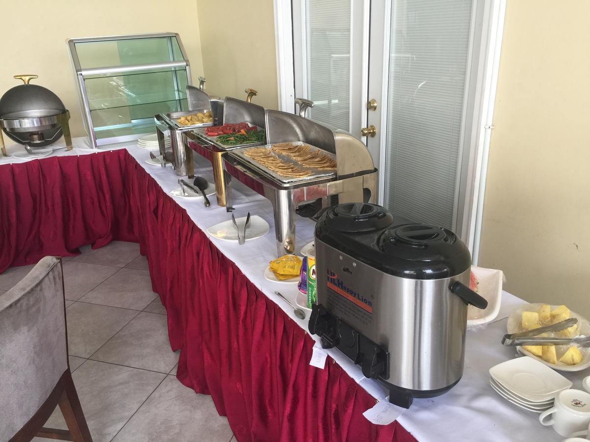 Shamool Hotel Dar es Salaam Bagian luar foto